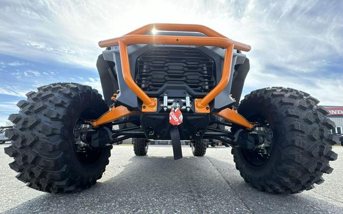 New 2025 Can-Am COMM XTP 64 1000R