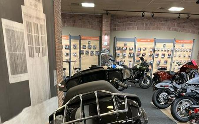 2026 Harley-Davidson® FLHXL - Street Glide® Limited