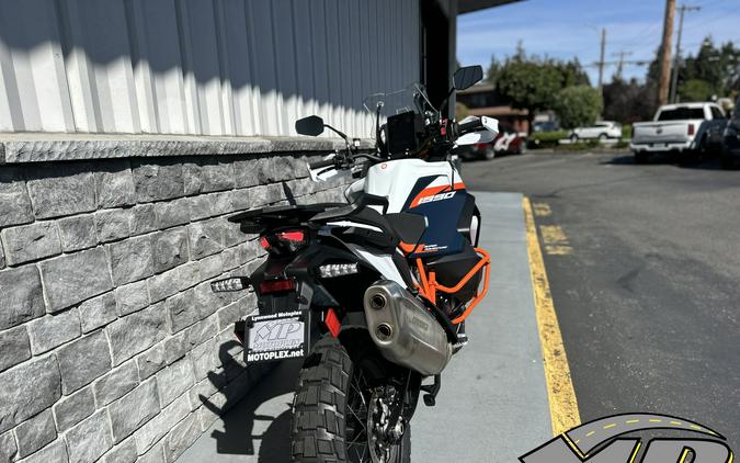 2026 KTM 1390 Super Adventure R