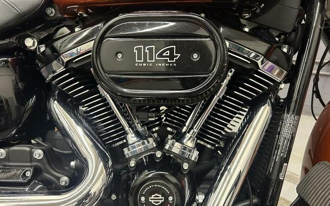 2020 Harley-Davidson® FLHCS - Heritage Classic 114