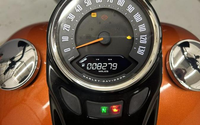 2020 Harley-Davidson® FLHCS - Heritage Classic 114