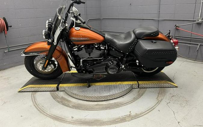 2020 Harley-Davidson® FLHCS - Heritage Classic 114