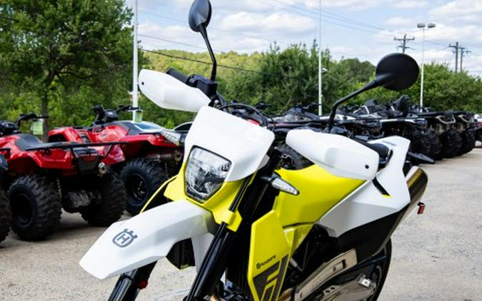 2026 Husqvarna 701 Supermoto