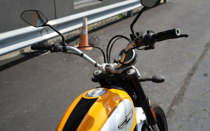 2015 Ducati Scrambler Icon '62 Yellow
