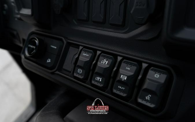 2025 CFMOTO U10 PRO CF1000UZ-8 U10 Pro