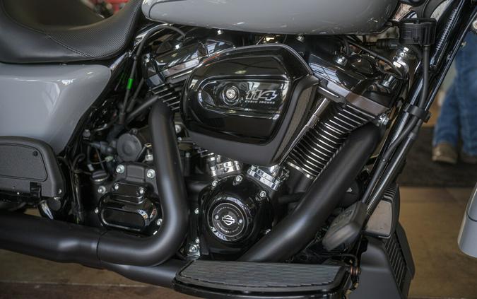 2024 Harley-Davidson Freewheeler Trike FLRT