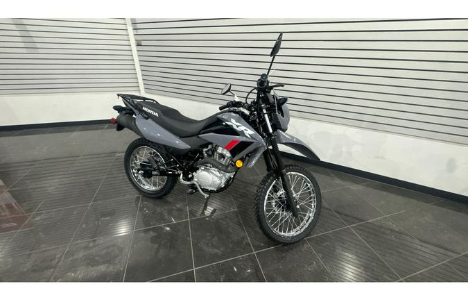 2026 XR™ 150L - Honda