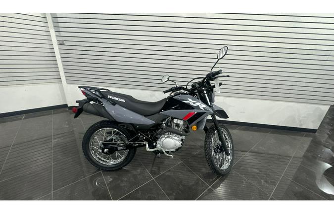2026 XR™ 150L - Honda