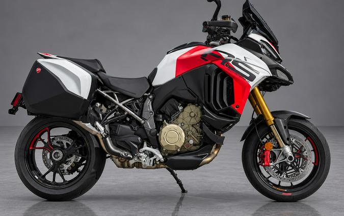 2025 Ducati Multistrada V4 RS