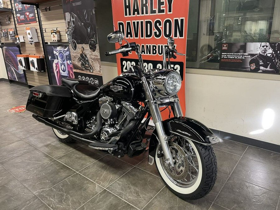 2016 Harley-Davidson® FLHR - Road King®