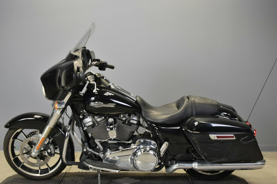 2022 Harley-Davidson Street Glide