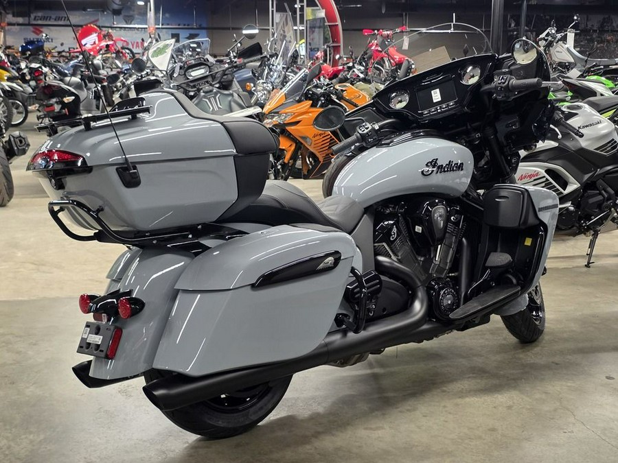2025 Indian Motorcycle® Roadmaster® Dark Horse® with PowerBand Audio Package