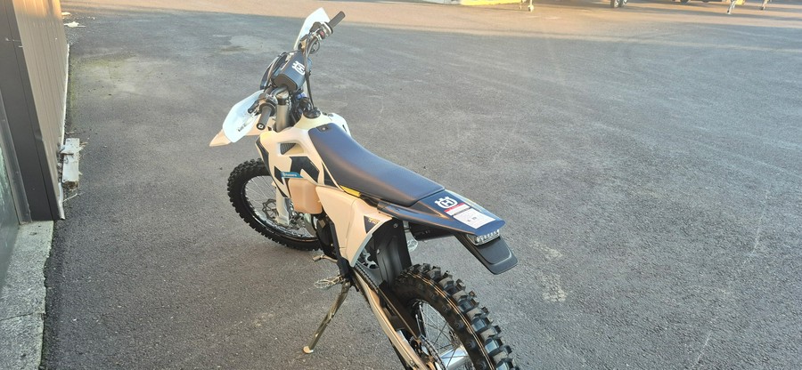 2026 HUSQVARNA TE 150 - 72745