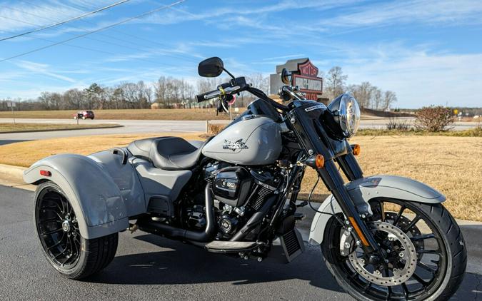 2024 Harley-Davidson Freewheeler Billiard Grey