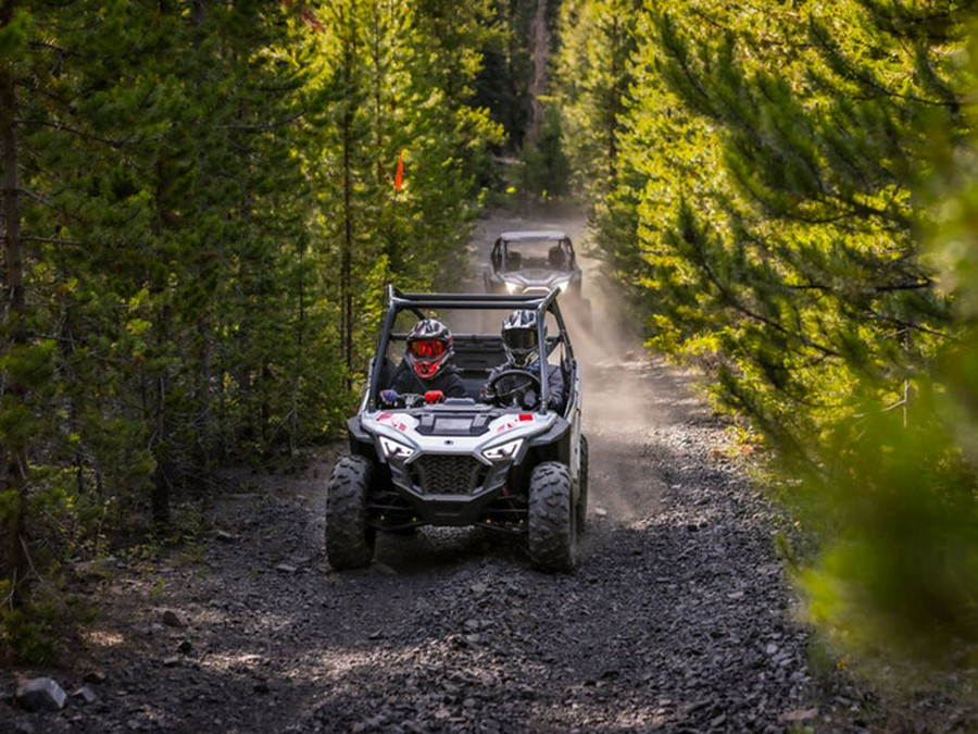 2023 Polaris RZR 200 EFI