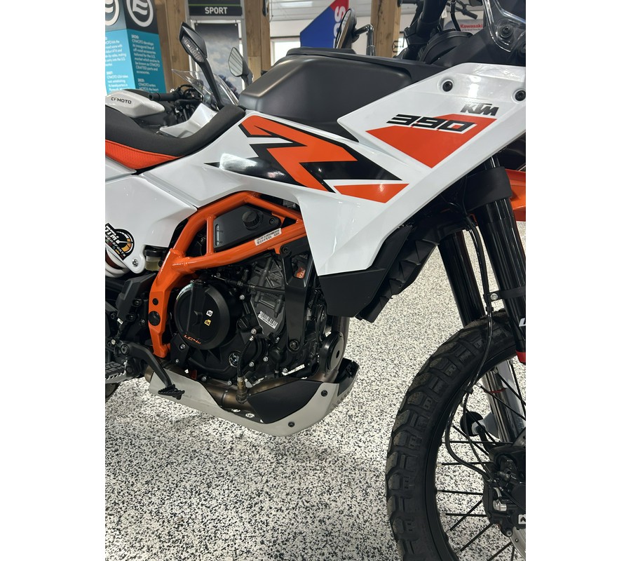 2026 KTM Adventure 390 R