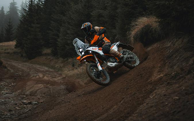 2026 KTM Adventure 390 R