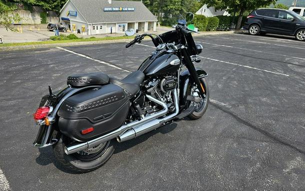 2021 Harley-Davidson FLHCS - Heritage Classic 114