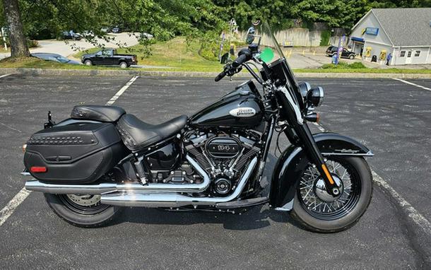 2021 Harley-Davidson FLHCS - Heritage Classic 114