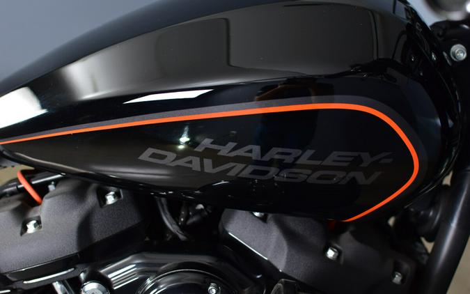 2019 Harley-Davidson FXDR 114