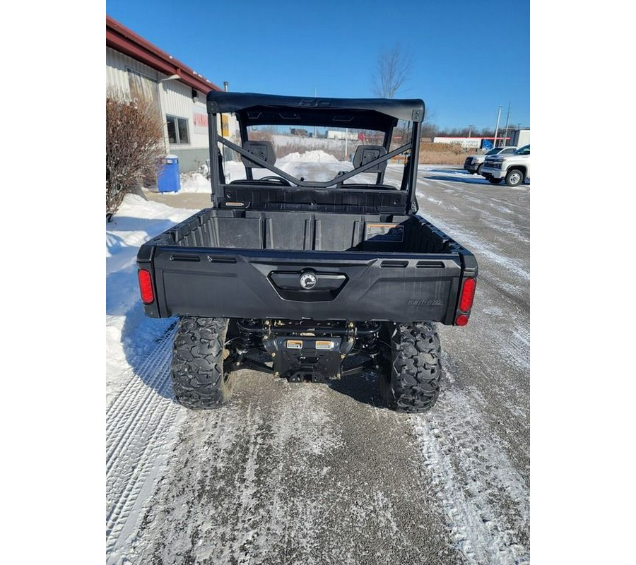 2023 Can-Am® Defender DPS HD9 Timeless Black