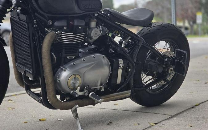 2017 Triumph Bonneville Bobber Base