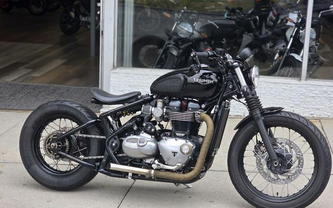 2017 Triumph Bonneville Bobber Base