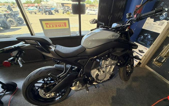 2026 CFMOTO NK 675