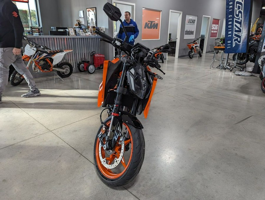 2024 KTM 390 Duke