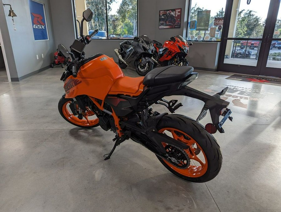 2024 KTM 390 Duke