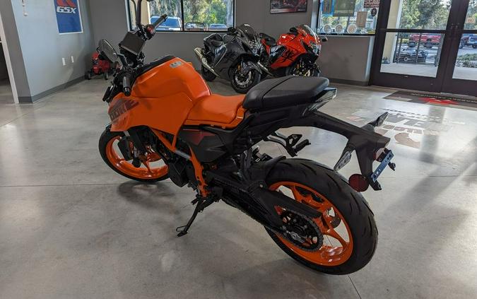 2024 KTM 390 Duke