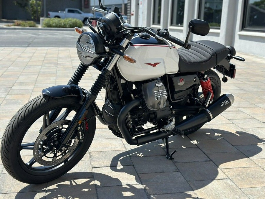 2024 Moto Guzzi V7 Stone Ten