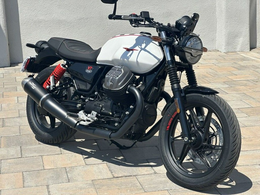 2024 Moto Guzzi V7 Stone Ten