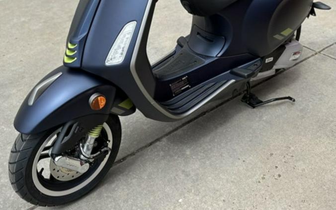 2025 Vespa Primavera 50 Tech