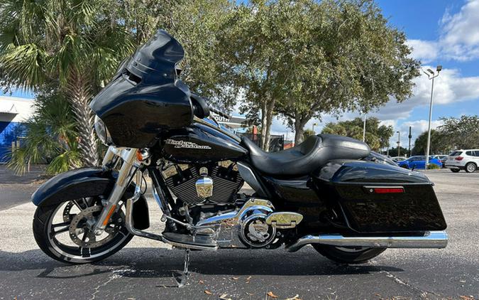 2014 Harley-Davidson FLHX - Street Glide