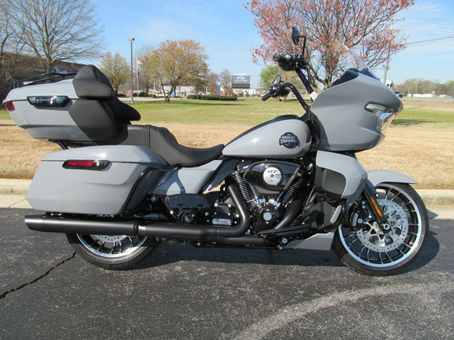 2026 Harley-Davidson FLTRXL - Road Glide Limited