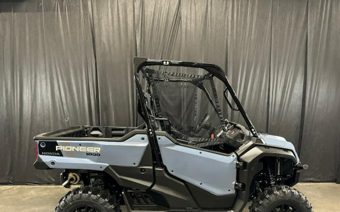 2024 Honda Pioneer 1000 Deluxe