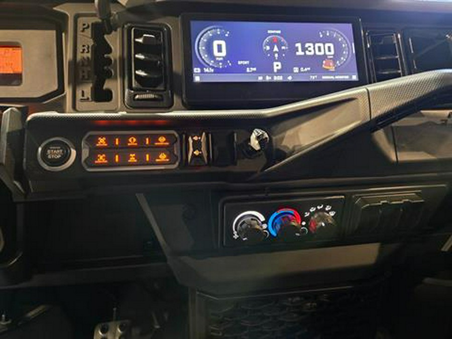 2026 Can-Am Defender MAX Limited HD11