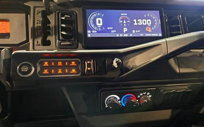 2026 Can-Am Defender MAX Limited HD11