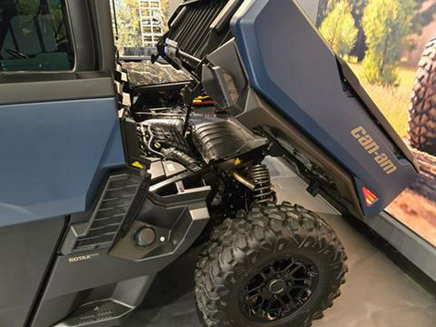 2026 Can-Am Defender MAX Limited HD11