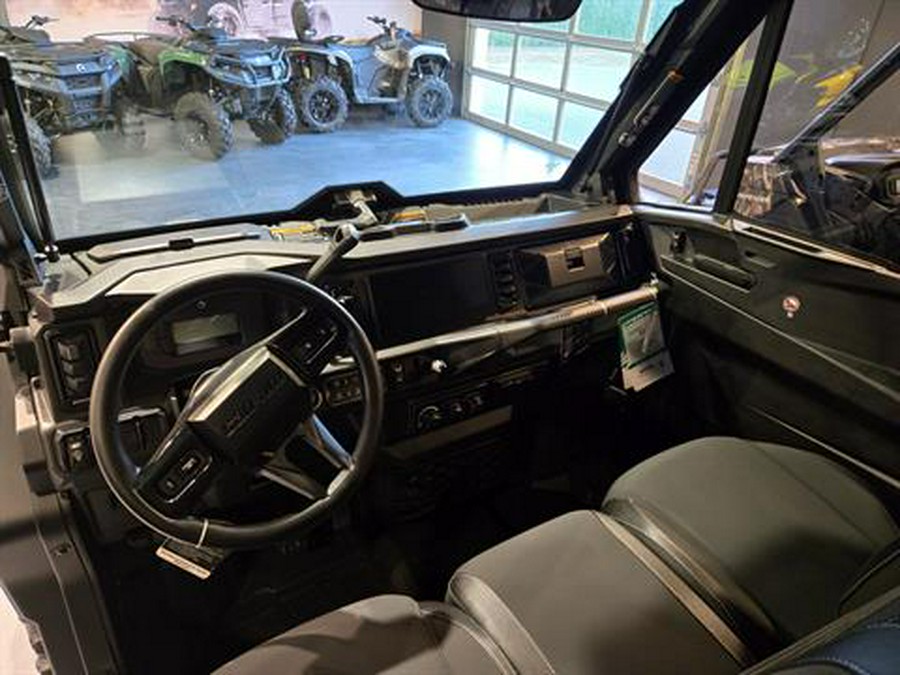 2026 Can-Am Defender MAX Limited HD11