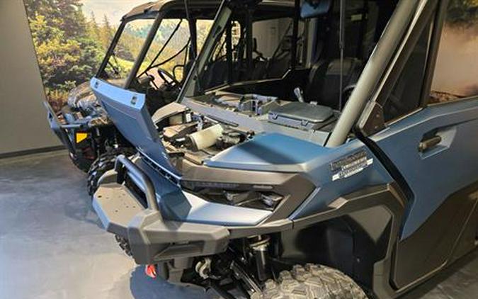 2026 Can-Am Defender MAX Limited HD11