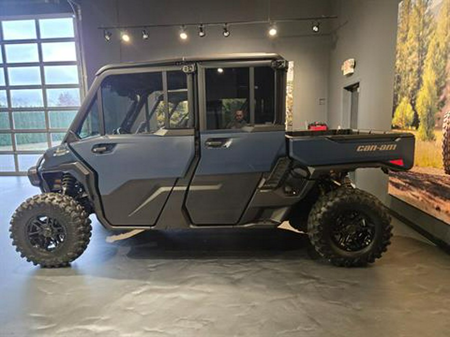 2026 Can-Am Defender MAX Limited HD11
