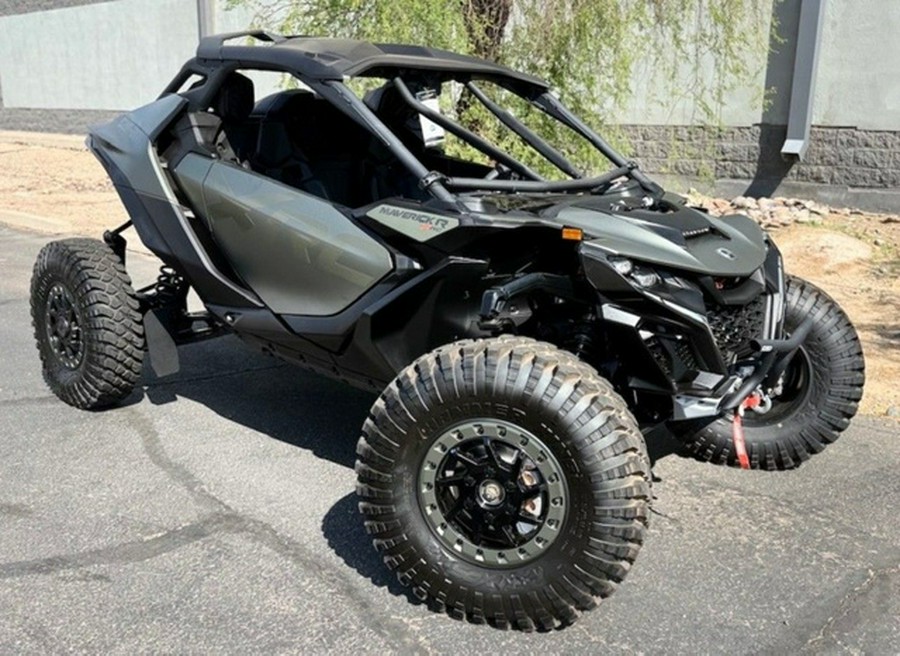2026 Can-Am Maverick R X Rc