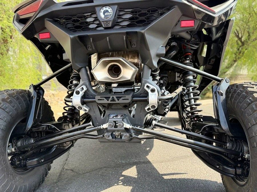 2026 Can-Am Maverick R X Rc