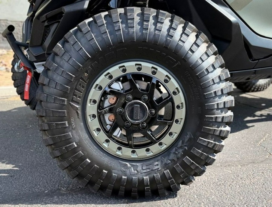 2026 Can-Am Maverick R X Rc