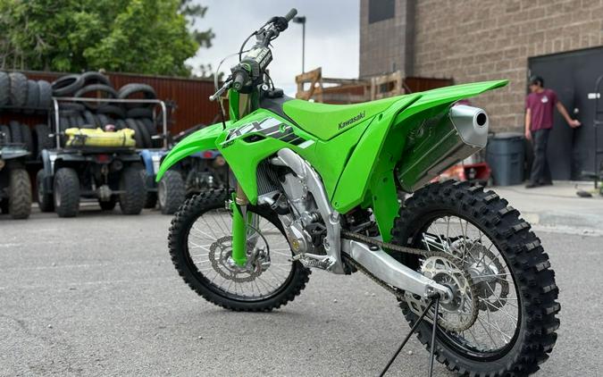 2025 KX™ 450 - Kawasaki