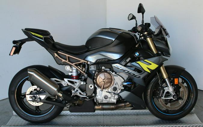 2024 BMW Motorrad S 1000 R
