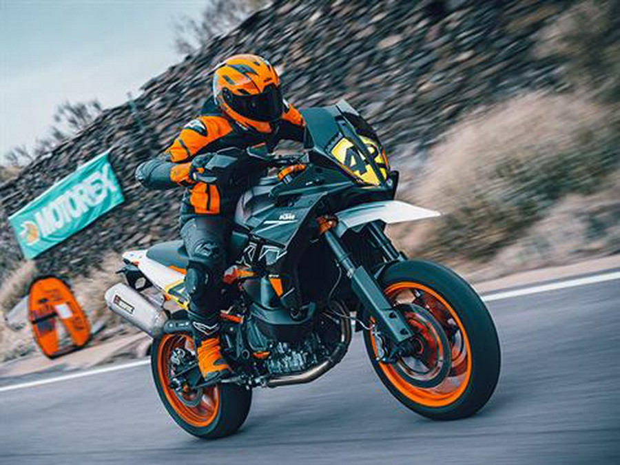 2024 KTM 890 SMT