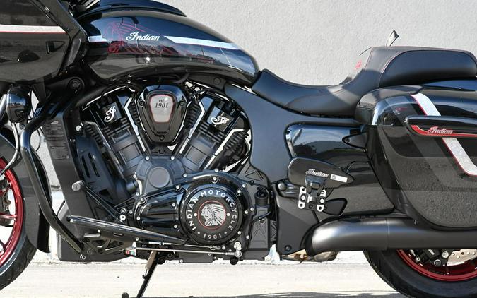 2024 Indian Motorcycle® Challenger® Elite Charcoal Candy/Black Candy